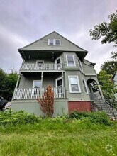 Building Photo - 40 Orne St