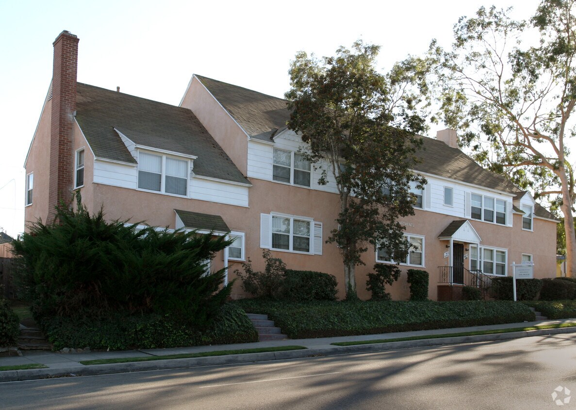 4244 W Slauson Ave, Los Angeles, CA 90043 Apartments in Los Angeles