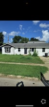 Building Photo - 213 Melrose Dr