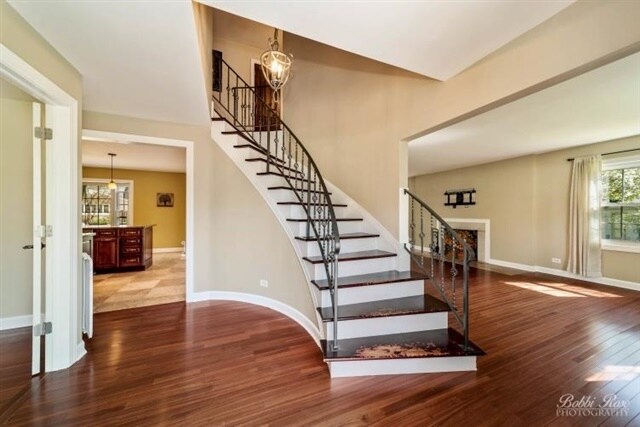 Building Photo - 830 Winmoor Dr