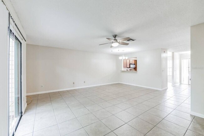 Building Photo - 2748 Candlewood Ct
