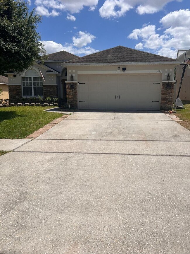 Building Photo - 3 Bedroom Single Family Home in Haines City