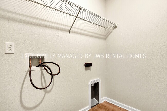 Foto del edificio - 5506 Buffalo Ave