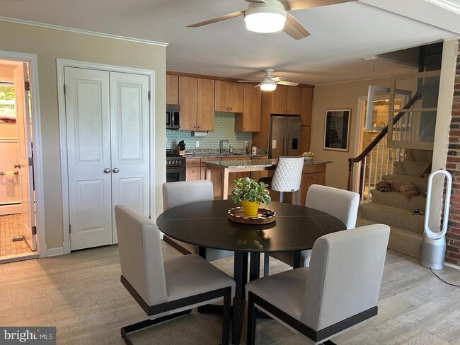 Foto del edificio - 2660 Greenbriar Ln