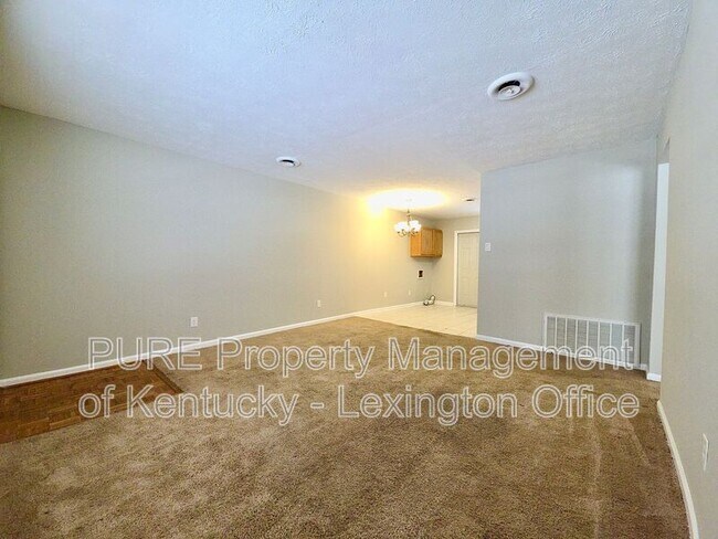 Foto del edificio - 4053 Victoria Way