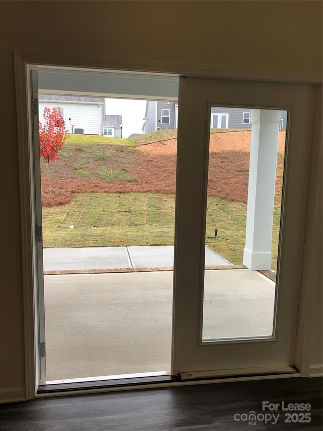Building Photo - 1024 Argentium Way