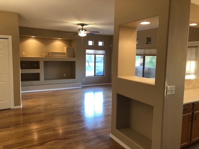 Building Photo - 9100 E Raintree Dr