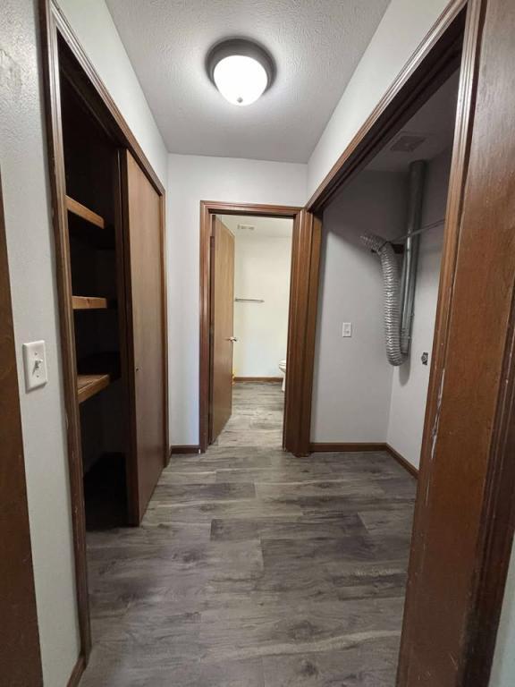 Building Photo - 1606 Tippecanoe Dr