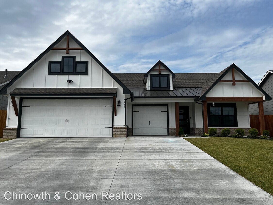 Foto principal - 4 br, 2 bath House - 7309 E 87th Pl N