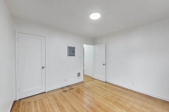 Foto del edificio - 1225-B University Avenue-