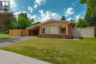 Building Photo - 2061 Featherston Dr