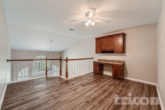 Building Photo - 2748 Pierce Brennen Ct NE