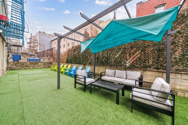 Foto del edificio - Hughes BH LLC (2507)