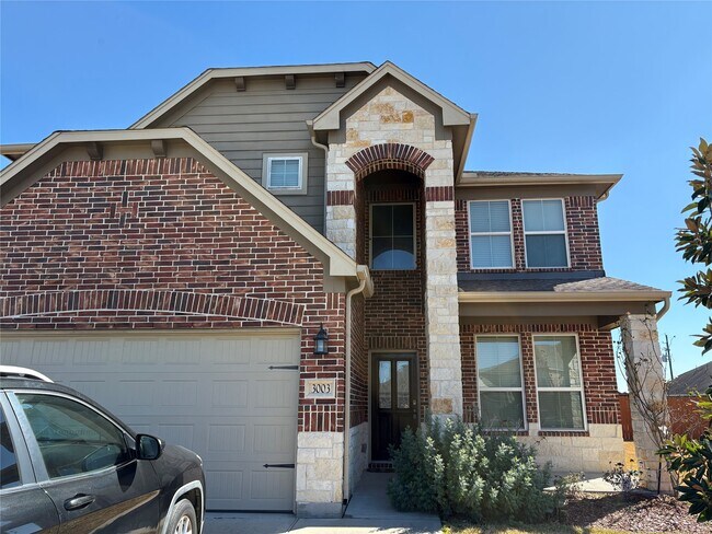 Foto del edificio - 3003 Crestone Dr