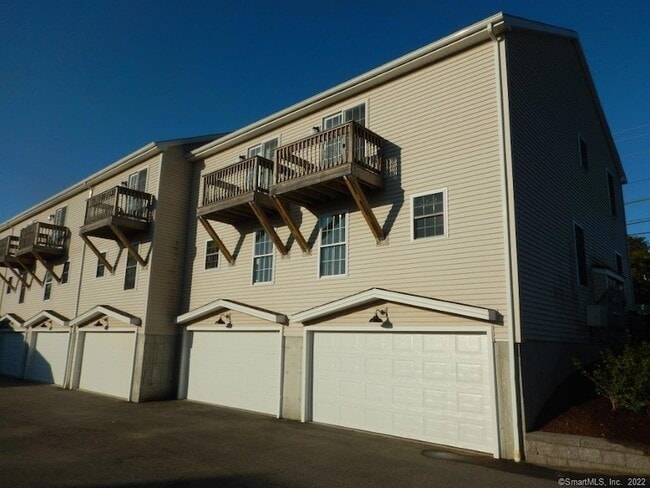 Photo - 1 Hamilton St Townhome