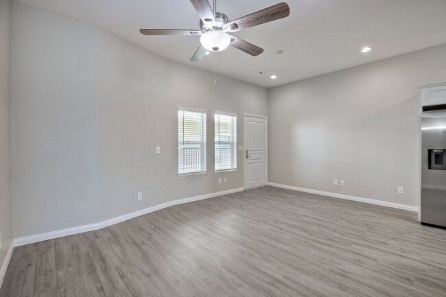 Interior Photo - Harborview Apartments