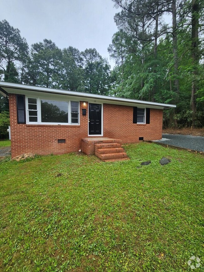 Building Photo - 13 Bolin Heights