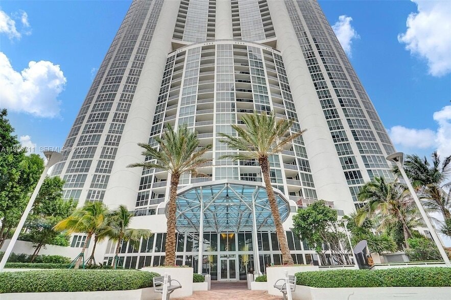 Photo - 18201 COLLINS AVE Unit 708