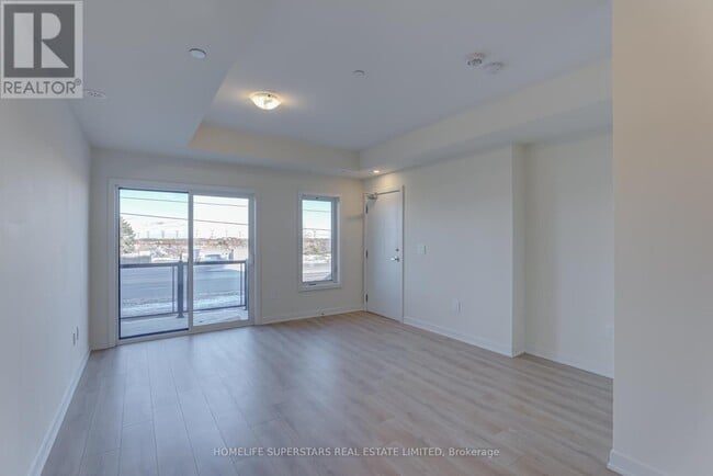 Building Photo - 1695 Dersan St