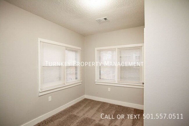 Foto del edificio - 1415 S Cedar St