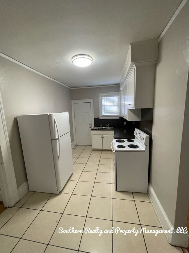 Foto del edificio - Newly Renovated Duplex