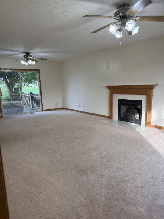 Building Photo - 225 Schlaefer Way