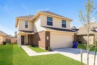Building Photo - 2513 Grayling Dr