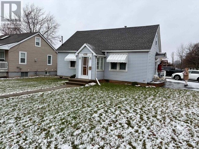 Building Photo - 436 Thorold Rd