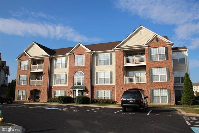 Foto del edificio - 597 Cawley Dr