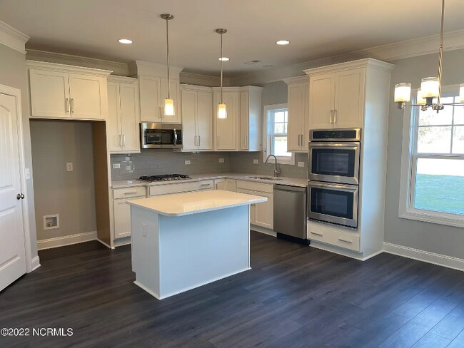 Building Photo - 923 Arbor Dr