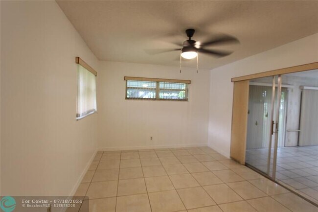 Building Photo - 6875 Margate Blvd