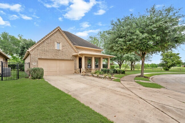 Foto del edificio - 5327 Metzger Ct