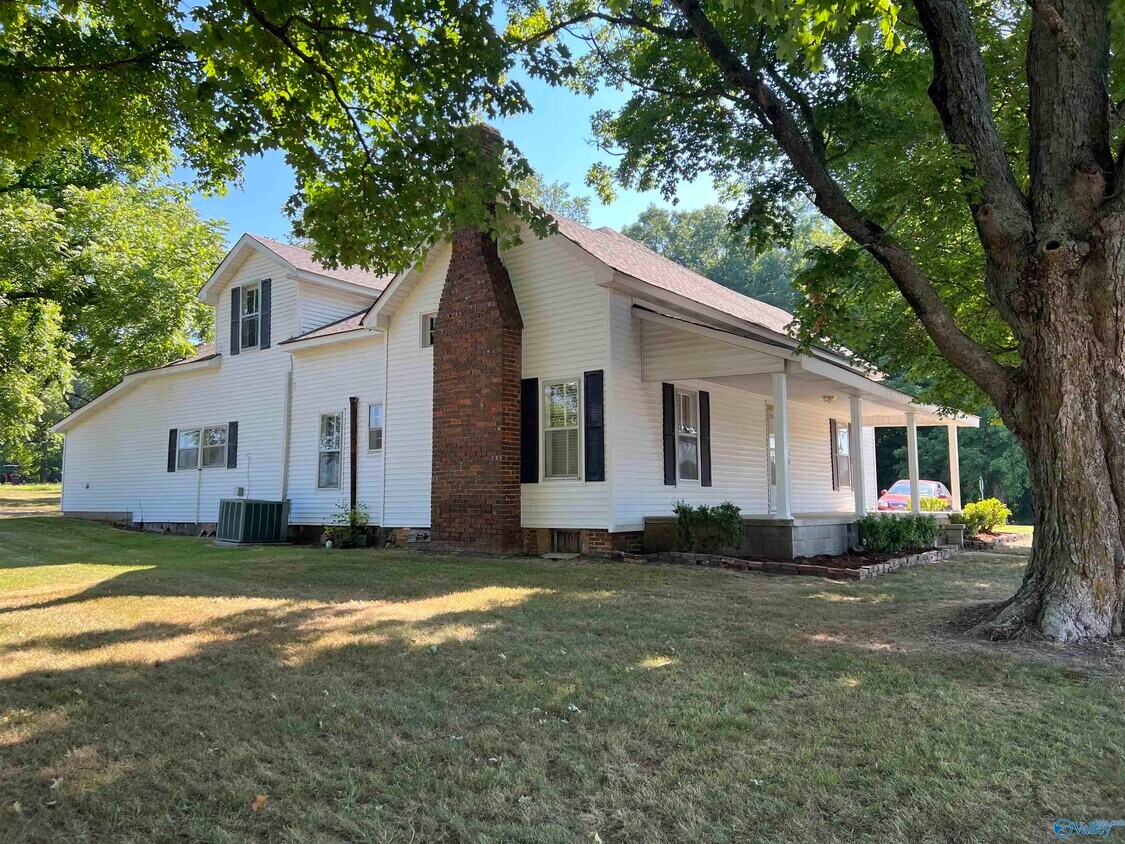 15951 Hwy 72 W, Athens, AL 35611 House Rental in Athens, AL
