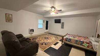 Building Photo - 420 Cartersville St