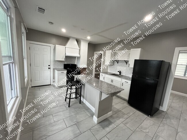 Foto del edificio - 2115 Seneca St