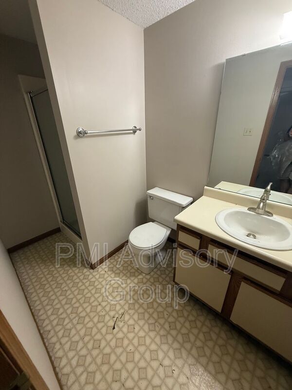 Foto del edificio - 2816 SW Westport Plaza Dr