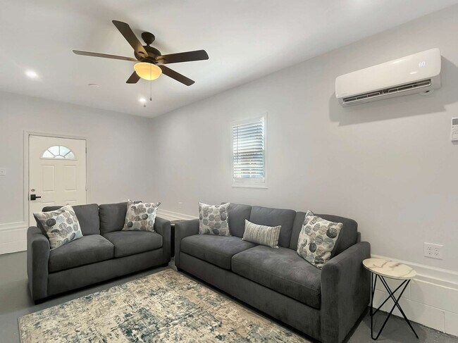 Foto del edificio - 501 W 9th St