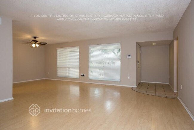 Building Photo - 9020 SW 55th Ct