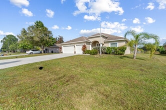 Building Photo - 531 Topeka Rd SW