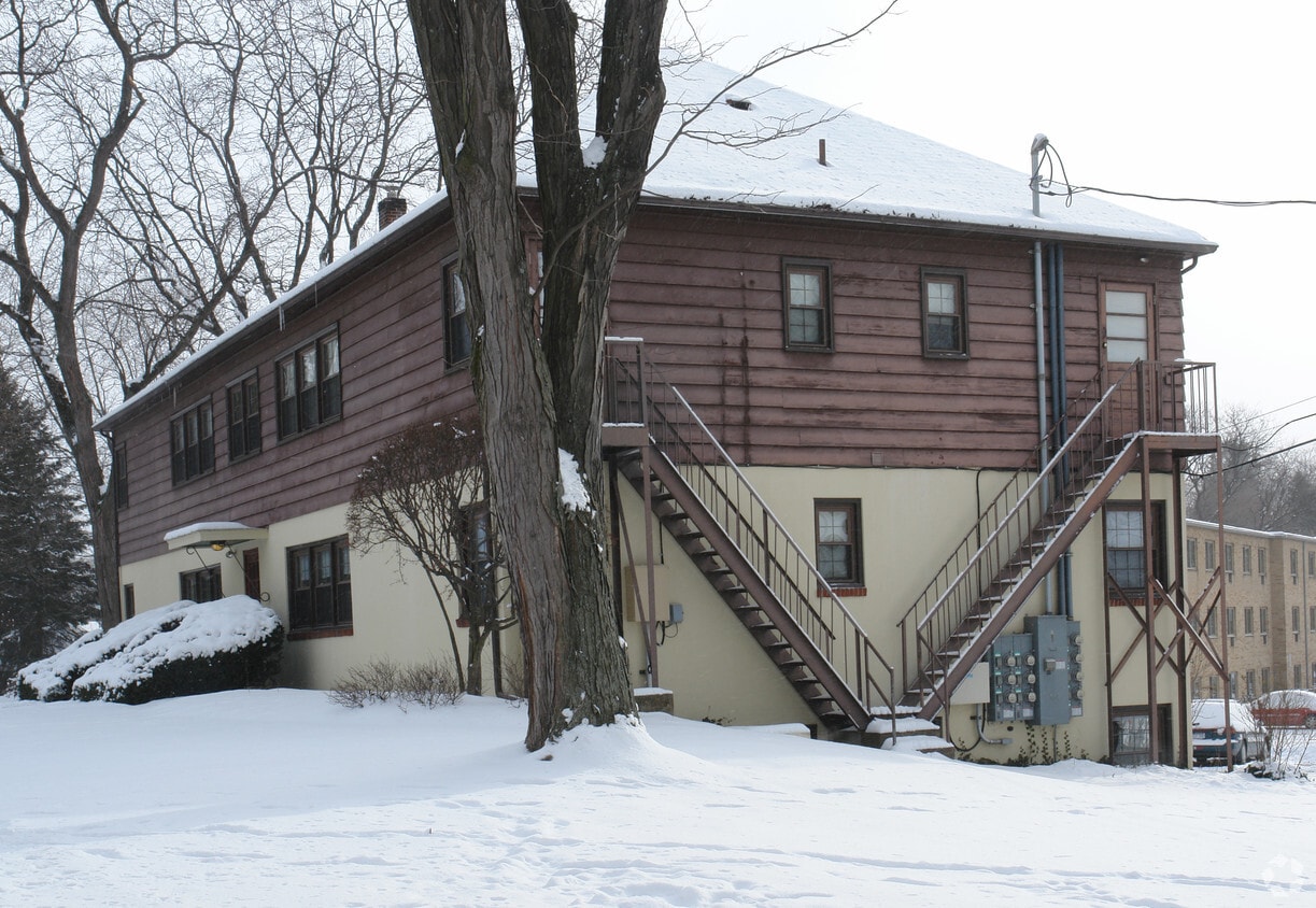 Building Photo - 164 E McCormick Ave