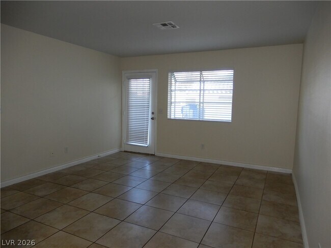 Foto del edificio - 2120 Petersham Ct