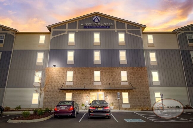 Altitude @ 6313 - Altitude @ 6313 Apartments