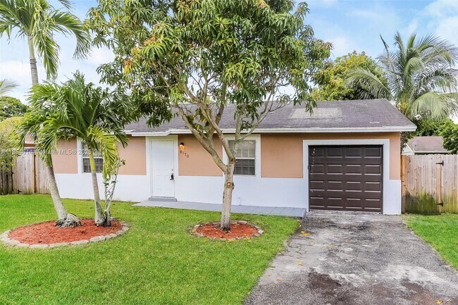 Foto del edificio - 8170 SW 6th Ct