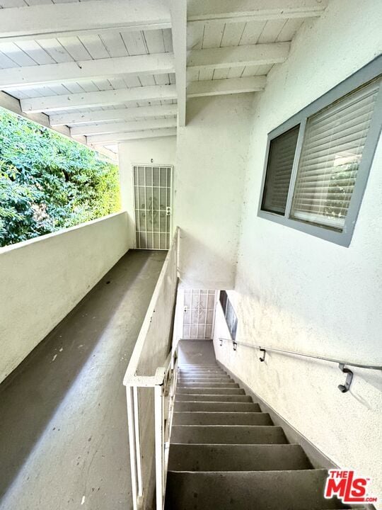 Building Photo - 226 S Gale Dr