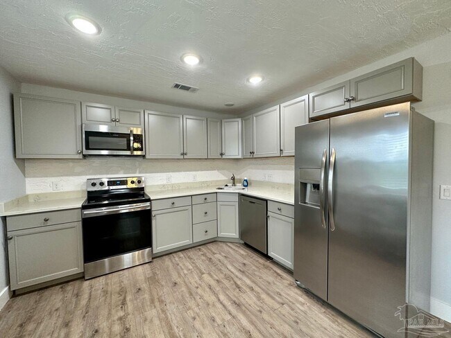 Foto del edificio - 517 W Wright St