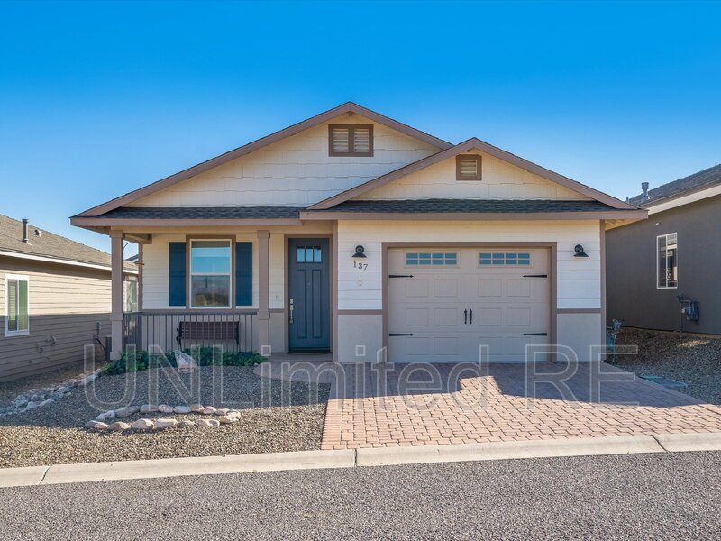 Foto principal - 137 Granite Springs Rd