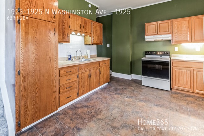 Building Photo - Unit 1925- Beautiful 6 bedroom 2 bathroom ...