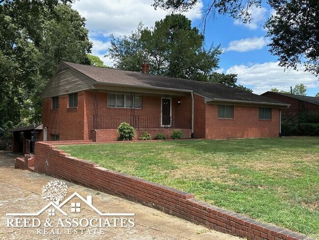 Foto del edificio - Spacious 3-Bedrooms in White Station Schoo...