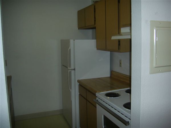 Building Photo - 3796 S Ravenna Rd