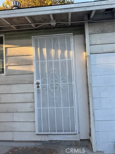 Foto principal - 1411 W 69th St